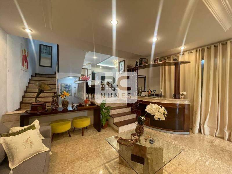 Casa à venda no Santa Lúcia: 