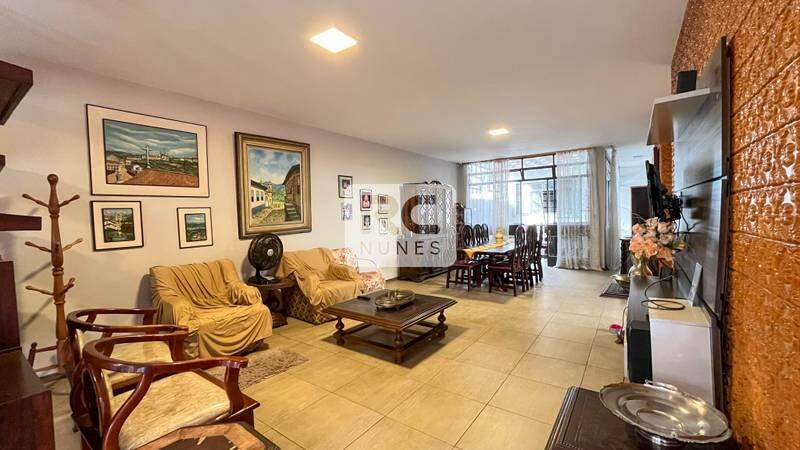Casa à venda no Serra: 