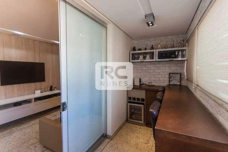 Apartamento à venda no Serra: 