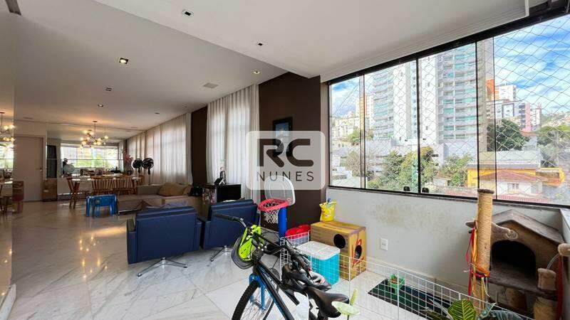 Apartamento à venda no Serra: 