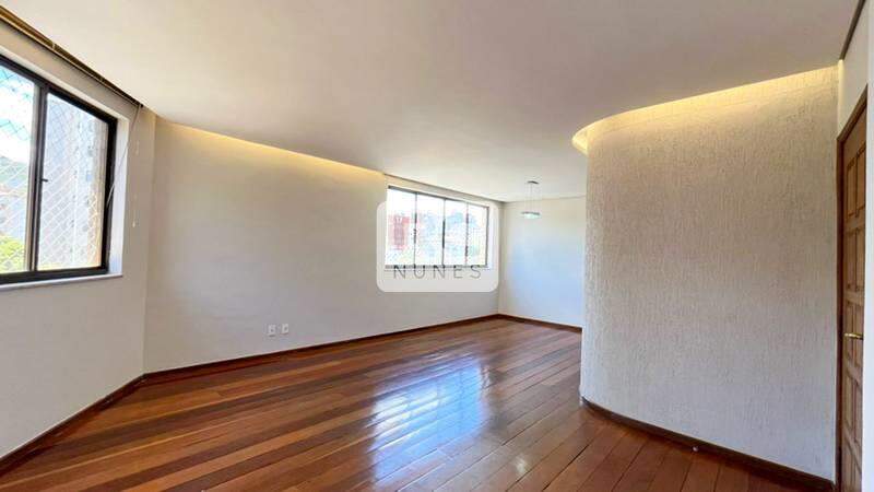 Apartamento à venda no Cruzeiro: 