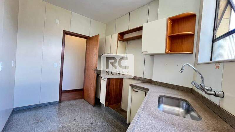 Apartamento à venda no Cruzeiro: 