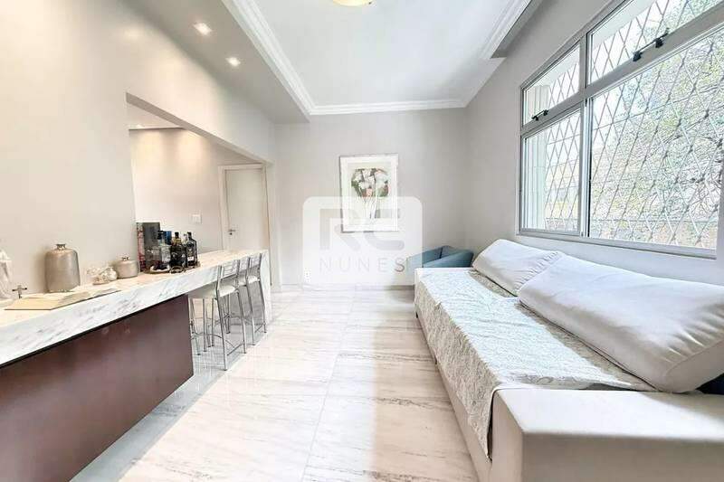 Apartamento à venda no Cruzeiro: 
