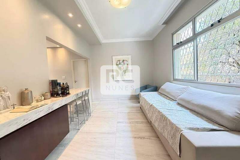 Apartamento à venda no Cruzeiro: 