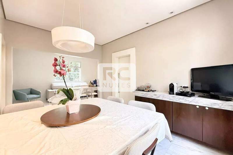 Apartamento à venda no Cruzeiro: 