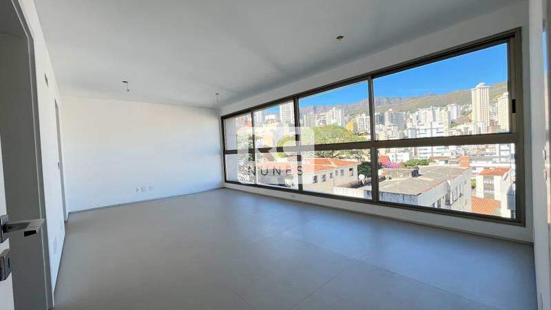 Apartamento à venda no Cruzeiro: 