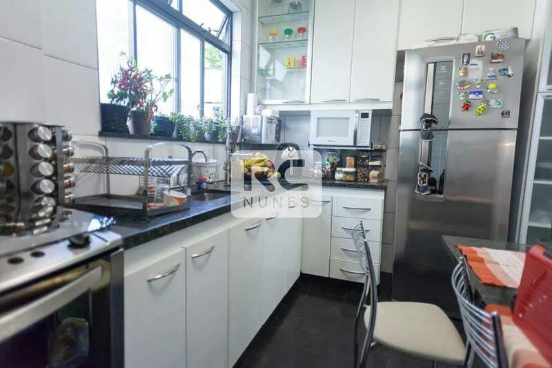 Apartamento à venda no Sion: 