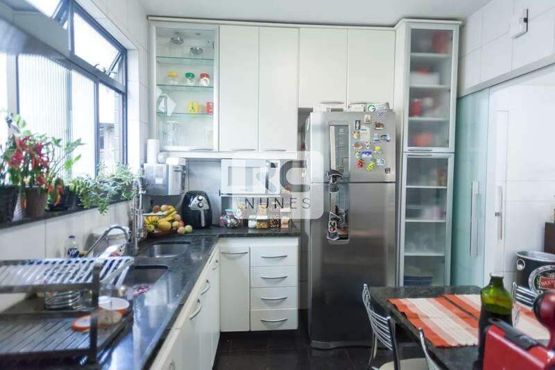Apartamento à venda no Sion: 