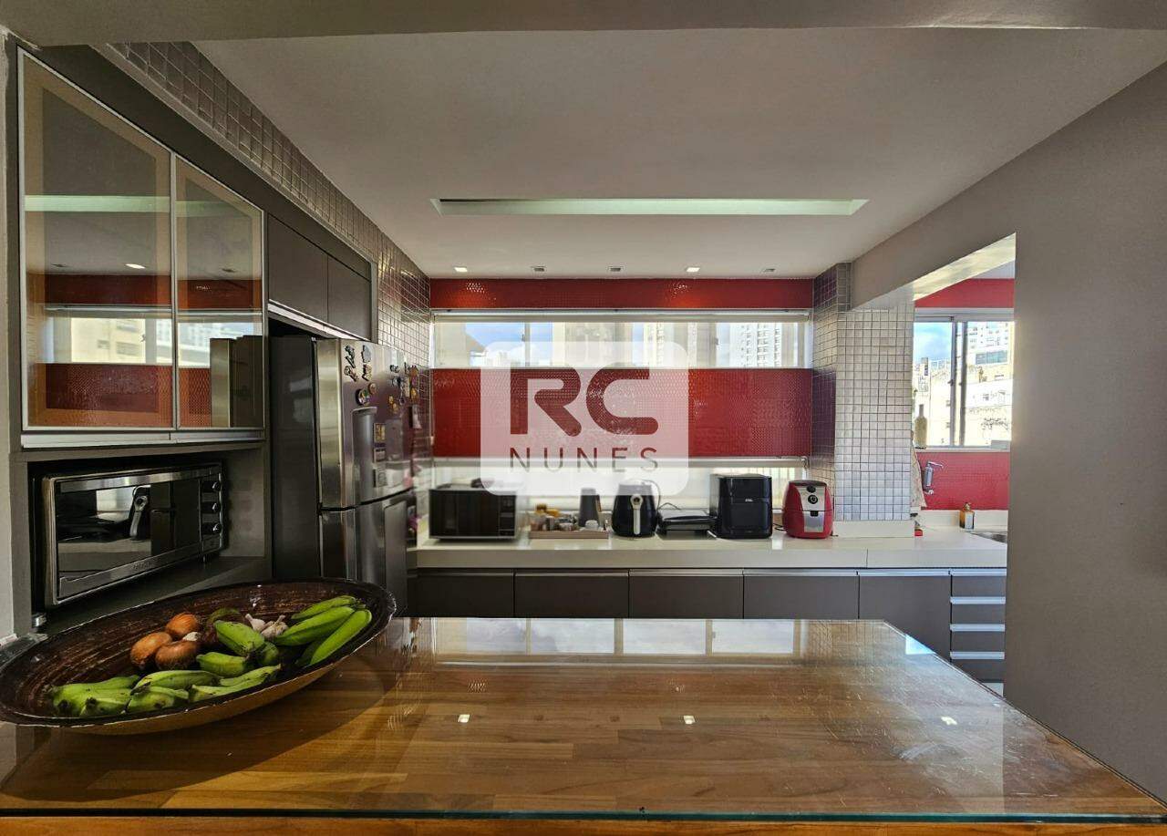 Apartamento à venda no Coração de Jesus: 