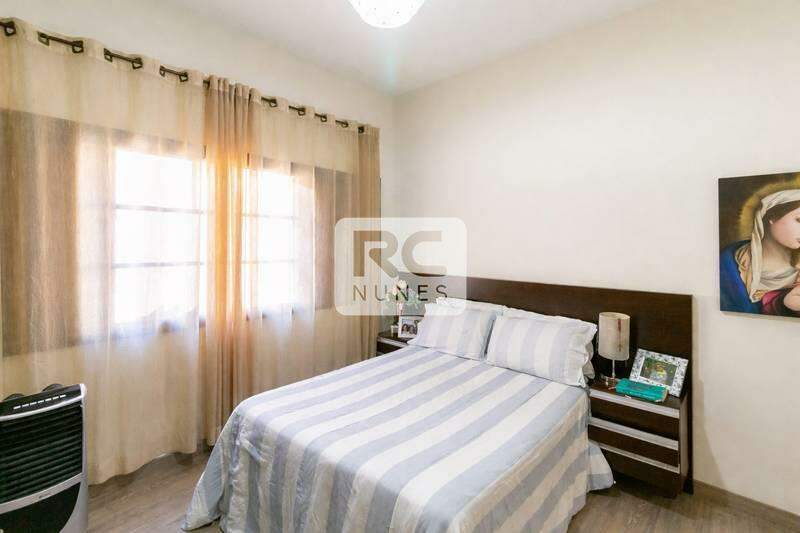 Casa à venda no Prado: 