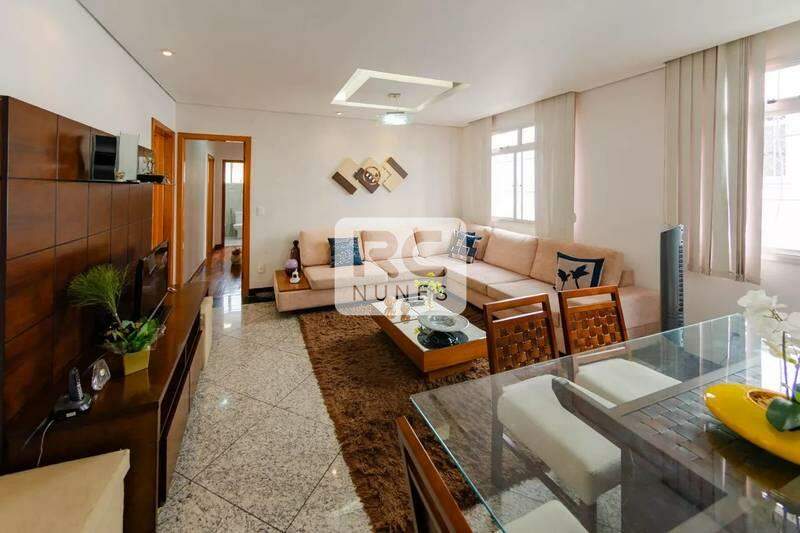 Apartamento à venda no Prado: 