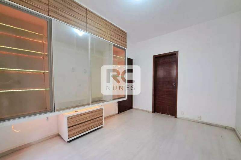 Apartamento à venda no Gutierrez: 