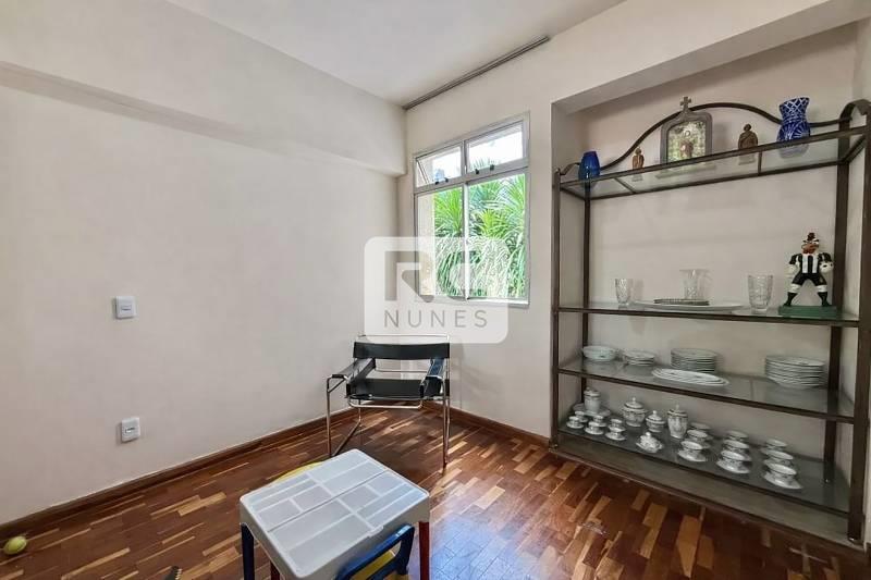 Apartamento à venda no Santa Lúcia: 