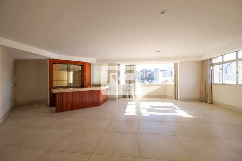 Apartamento à venda no Santa Lúcia: 