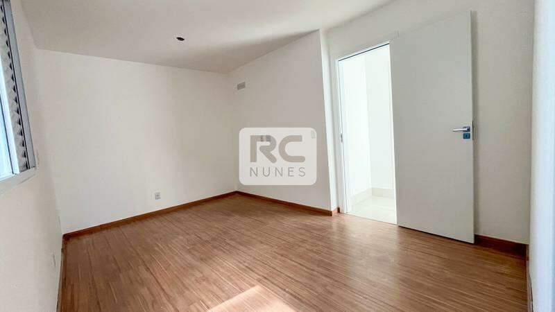 Apartamento à venda no Vila Paris: 