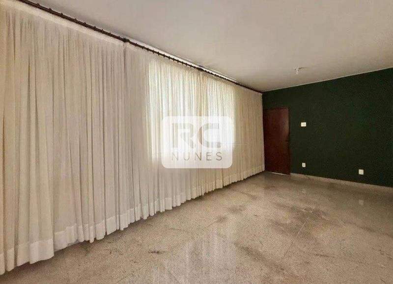 Área privativa à venda no Sion: 