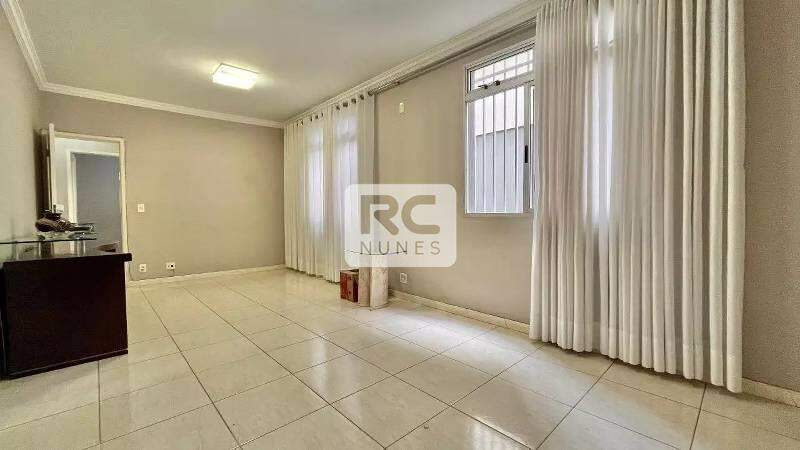 Apartamento à venda no Santa Lúcia: 