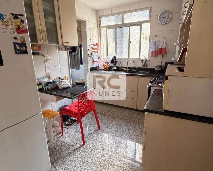 Apartamento à venda no Cruzeiro: 