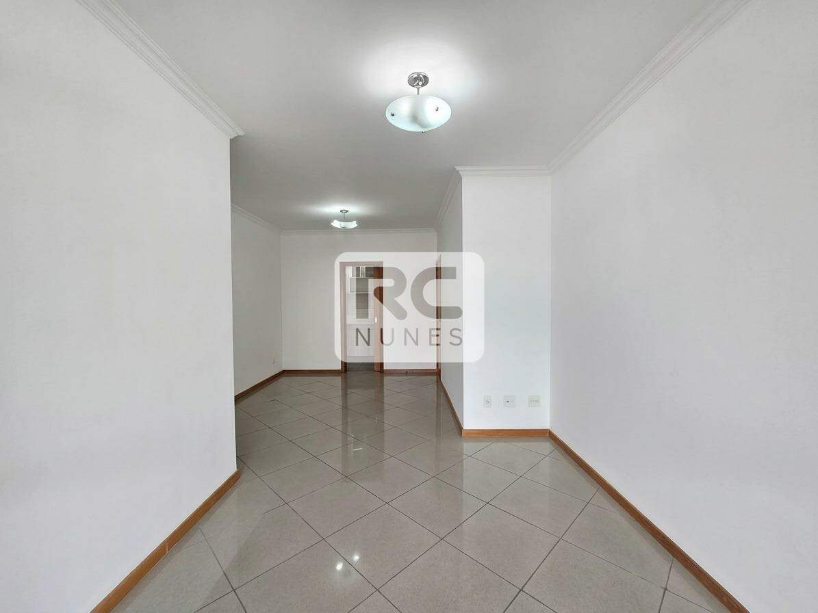 Apartamento à venda no Coração de Jesus: 