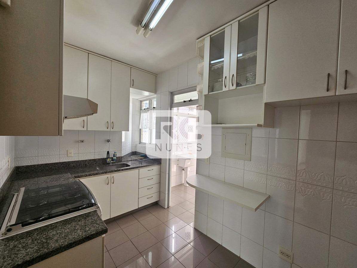 Apartamento à venda no Coração de Jesus: 