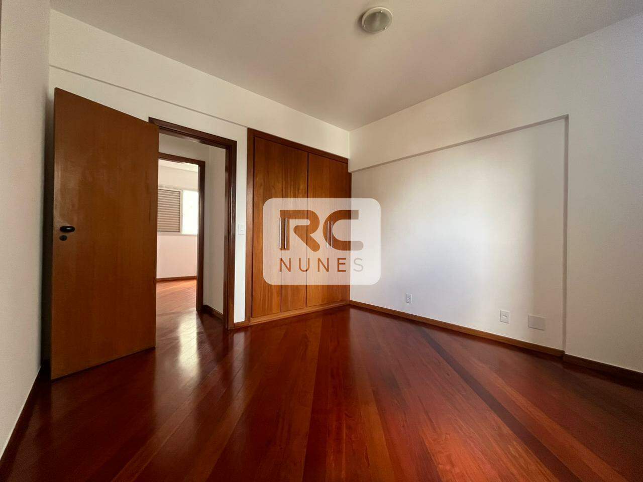 Apartamento para aluguel no Funcionários: 