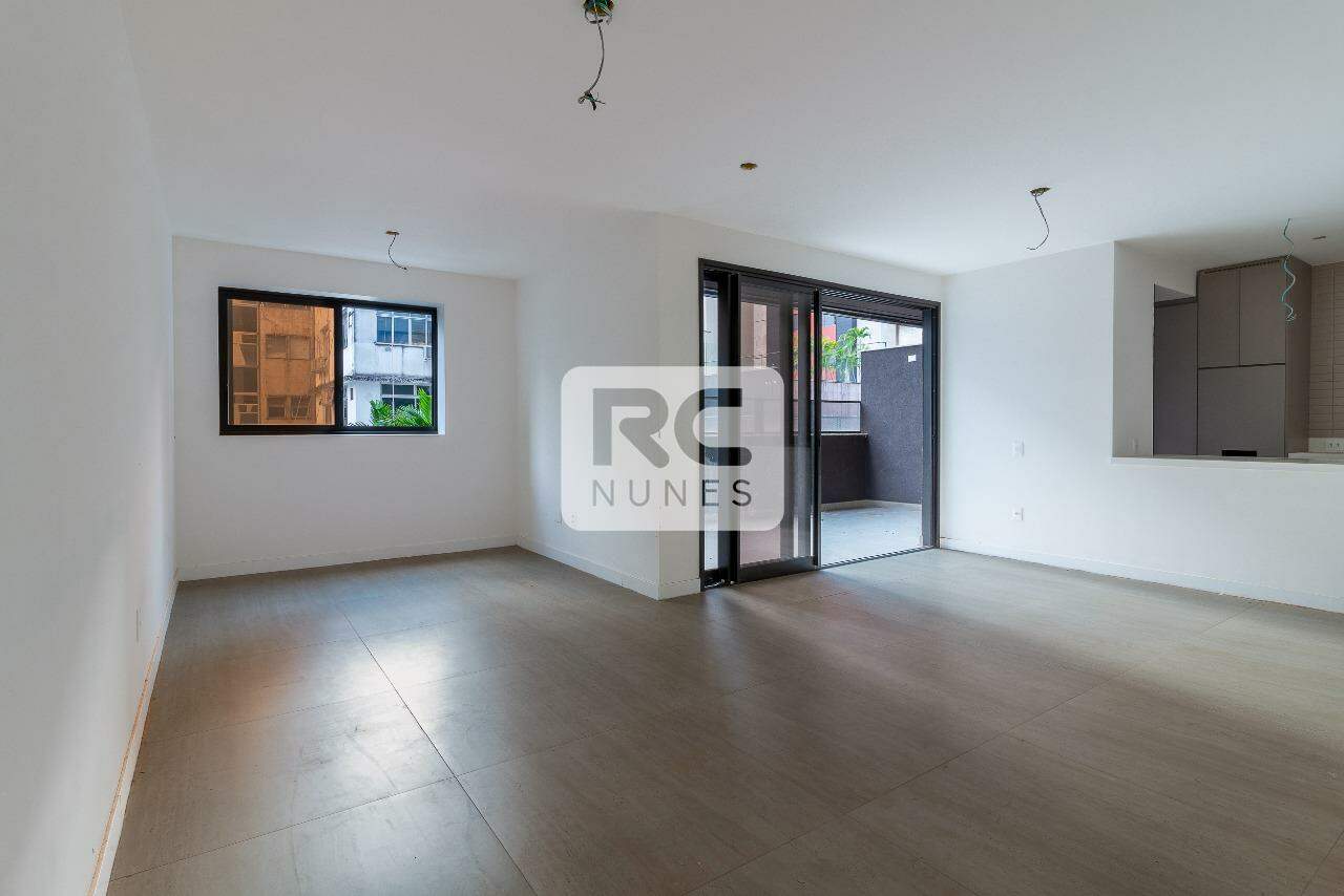 Apartamento à venda no Lourdes: 