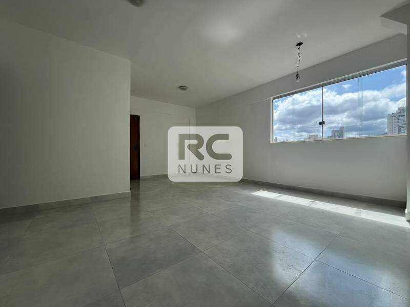 Apartamento à venda no Funcionários: 
