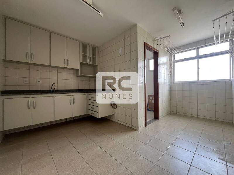 Apartamento à venda no Funcionários: 
