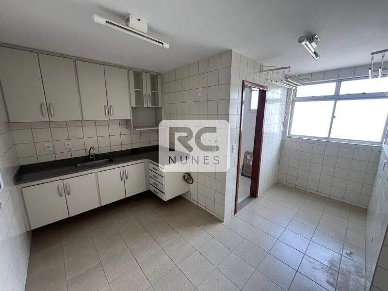 Apartamento à venda no Funcionários: 