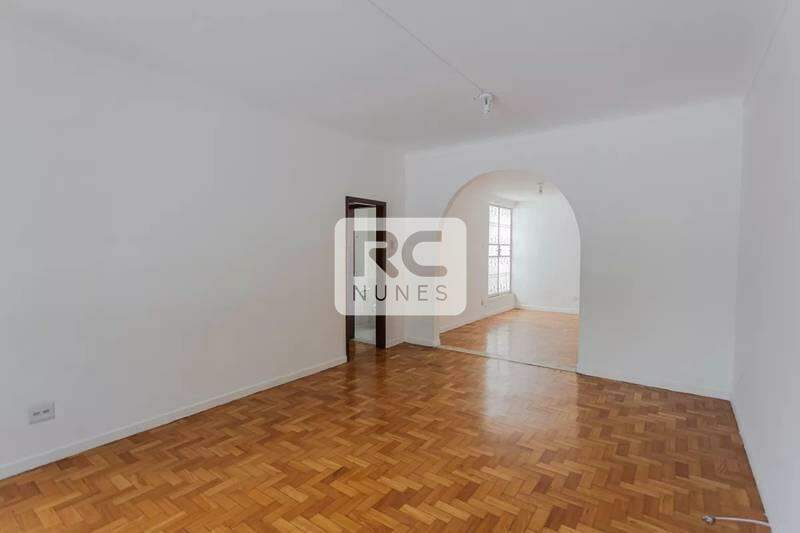 Apartamento à venda no Lourdes: 