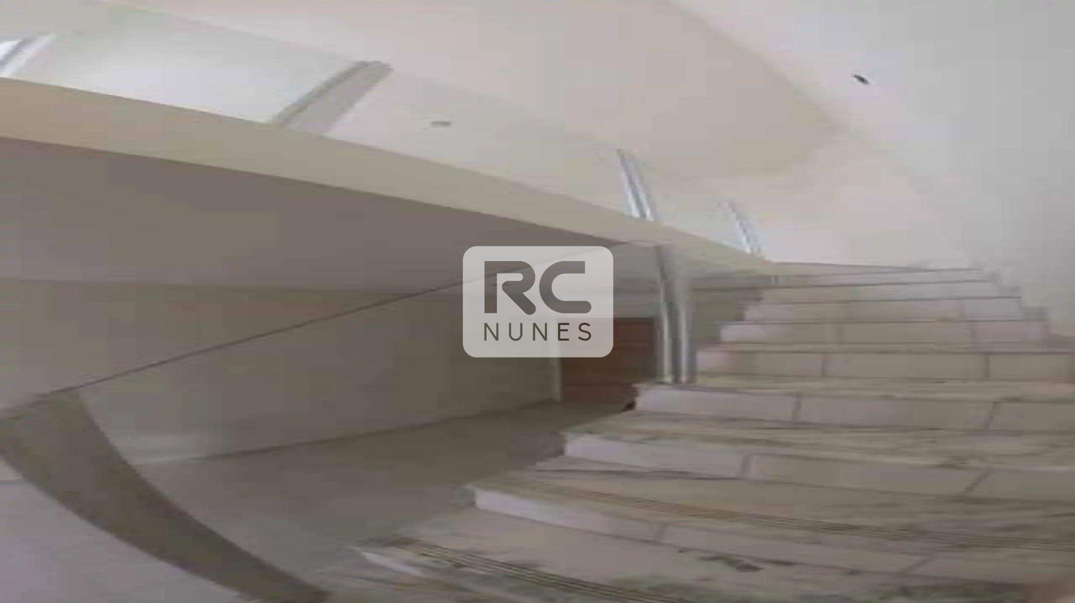 Apartamento à venda no Santa Tereza: Sala de estar - 1º pav cobertura