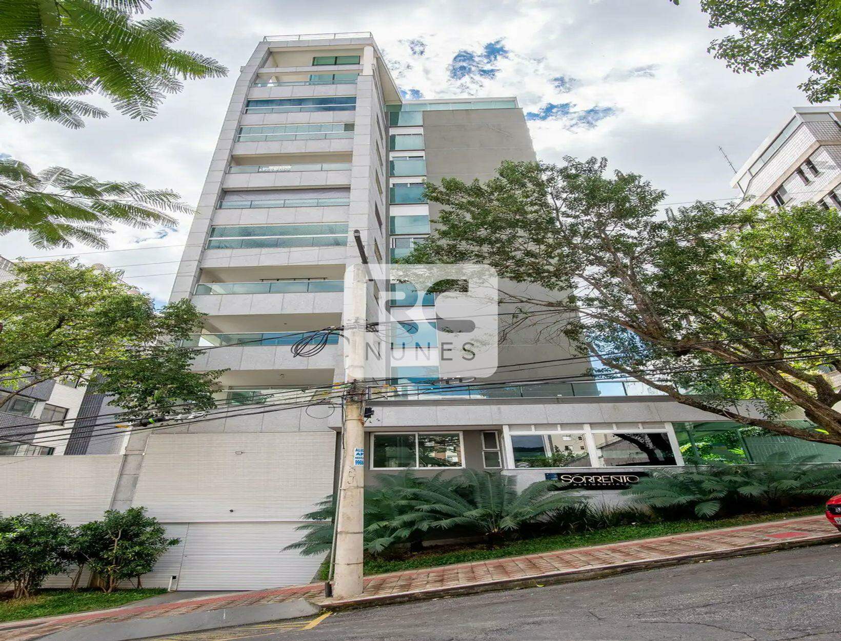 Apartamento à venda no Cruzeiro: 