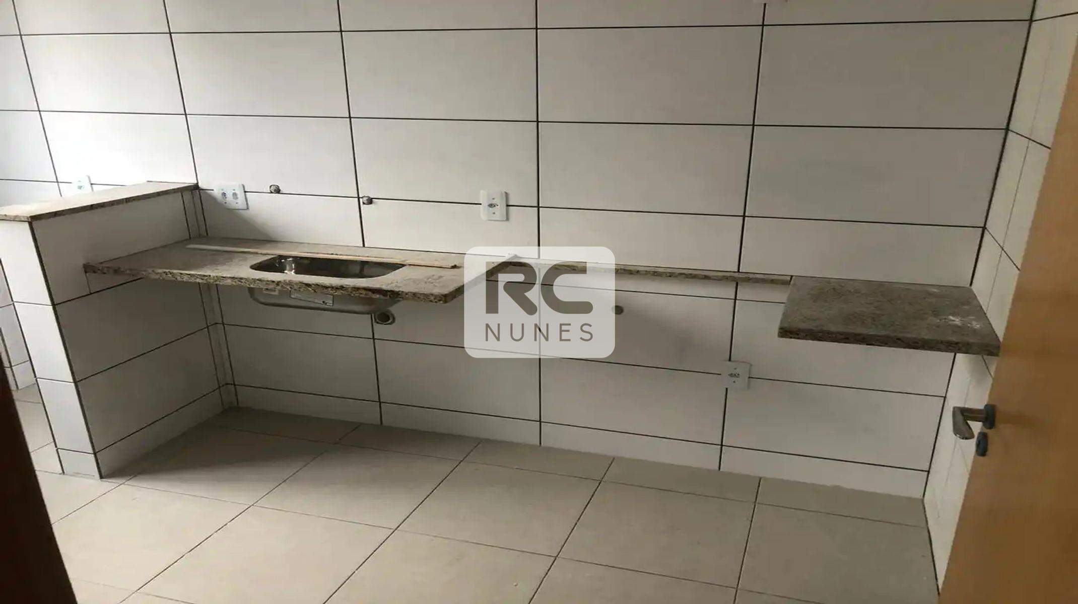 Apartamento à venda no Cândida Ferreira: Cozinha