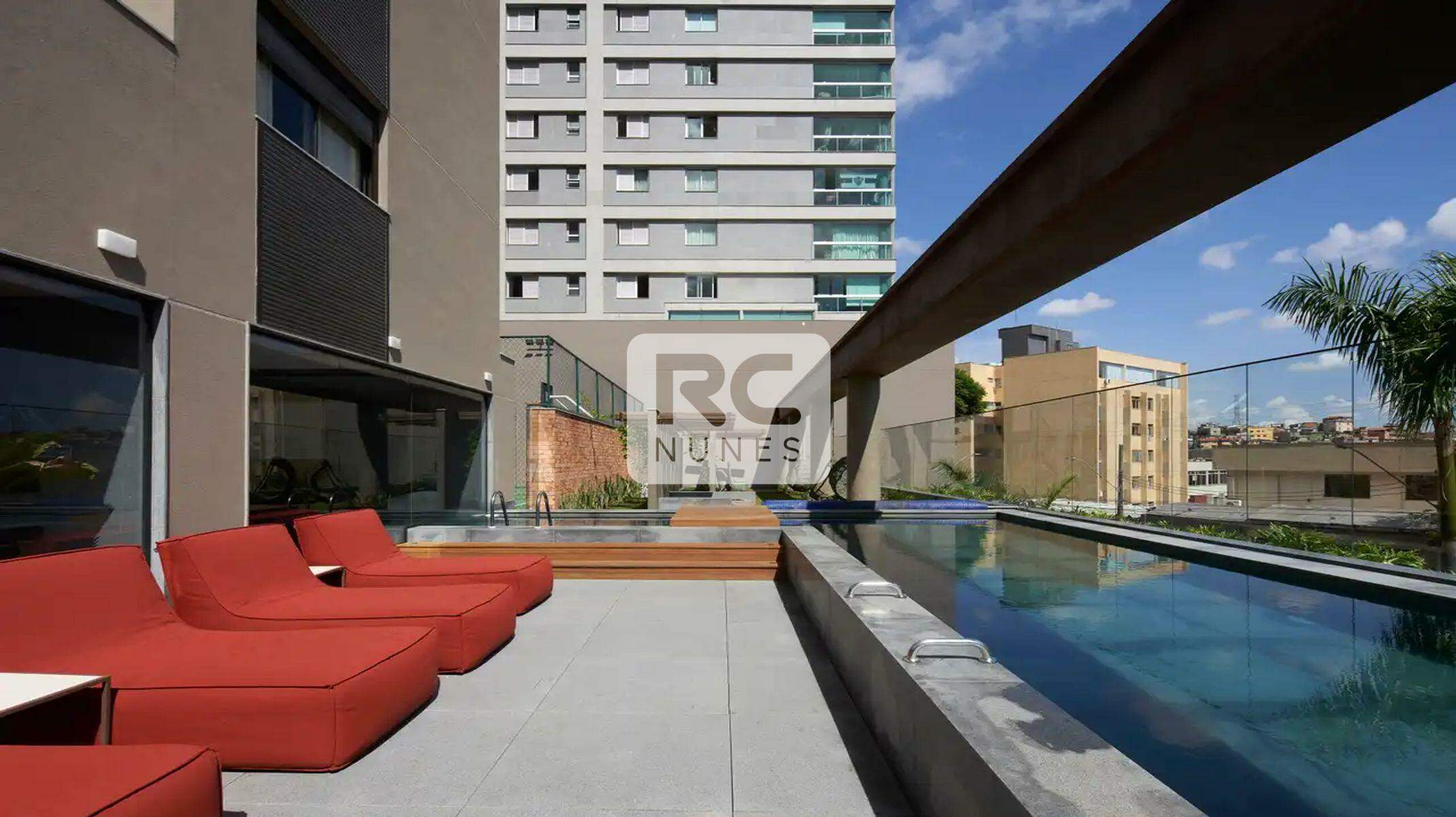 Apartamento à venda no Sion: Piscina
