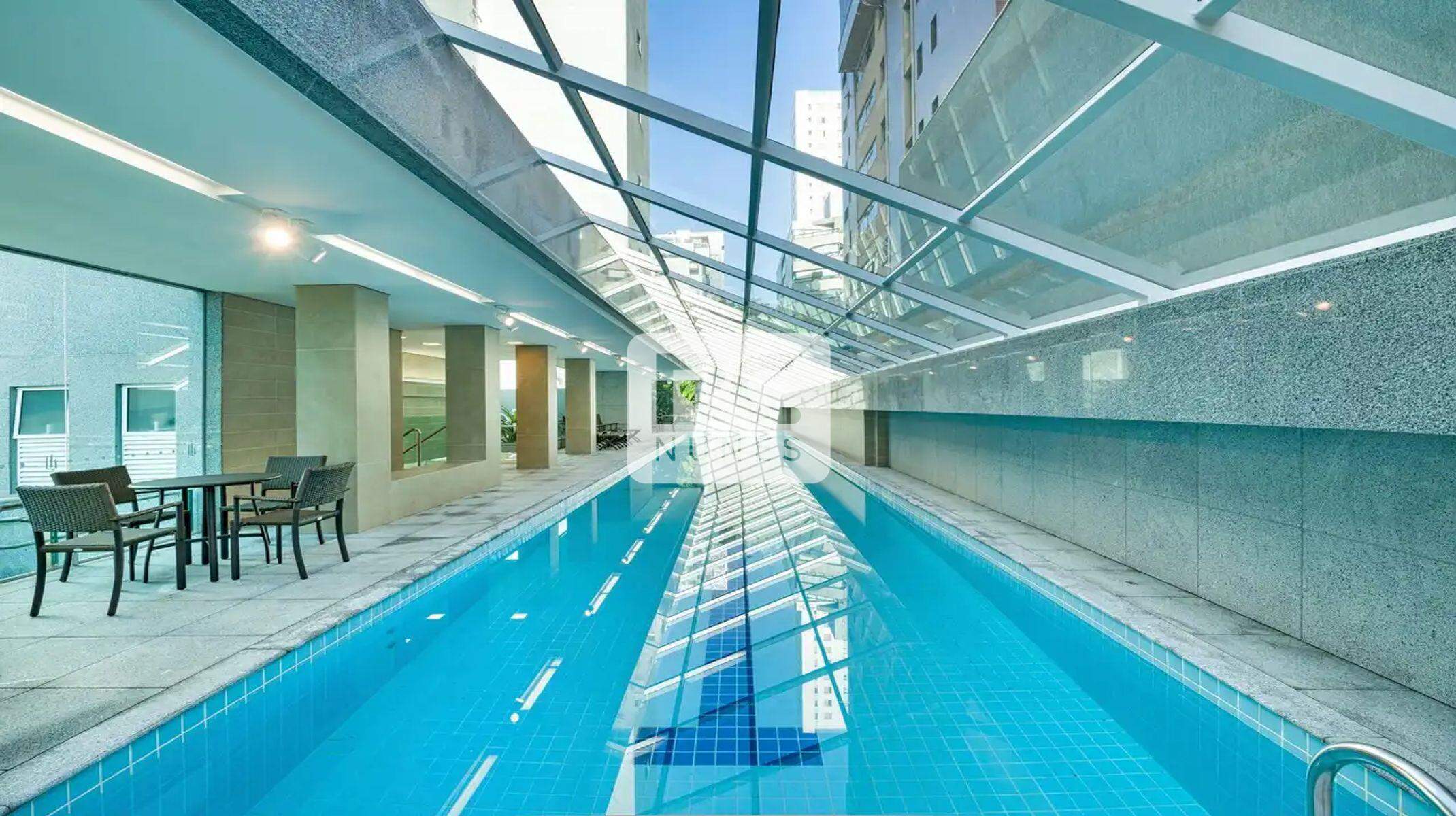 Apartamento à venda no Santo Agostinho: Piscina com raia