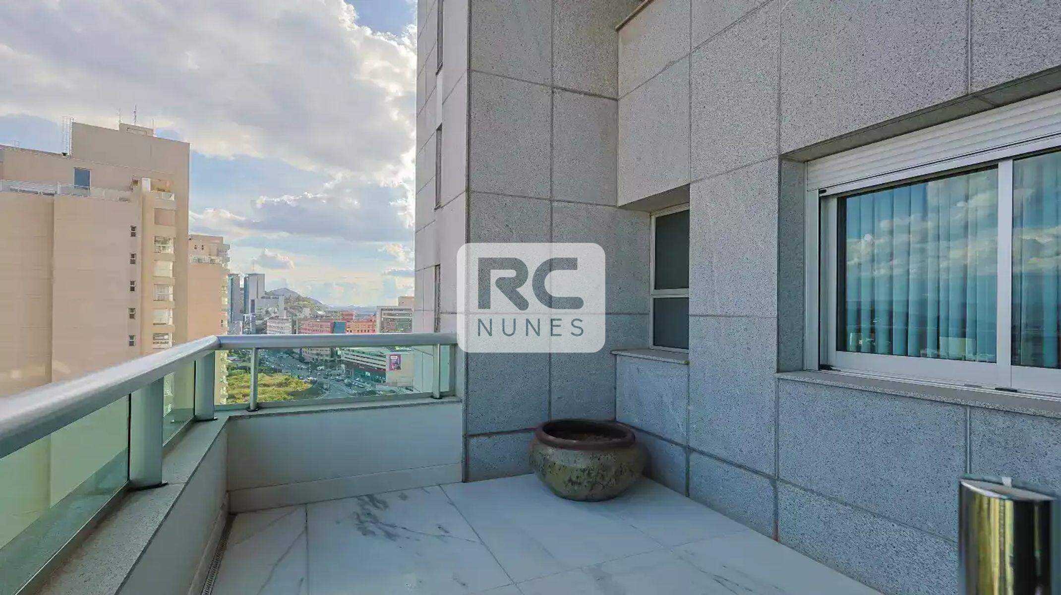 Apartamento à venda no Vila da Serra: 