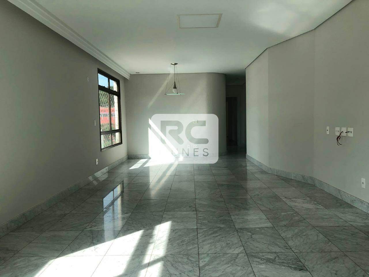 Apartamento para aluguel no Sion: 