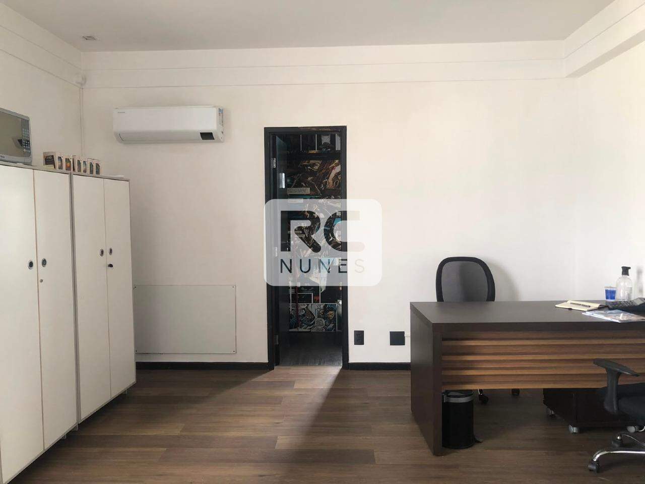 Sala para aluguel no Carmo: 