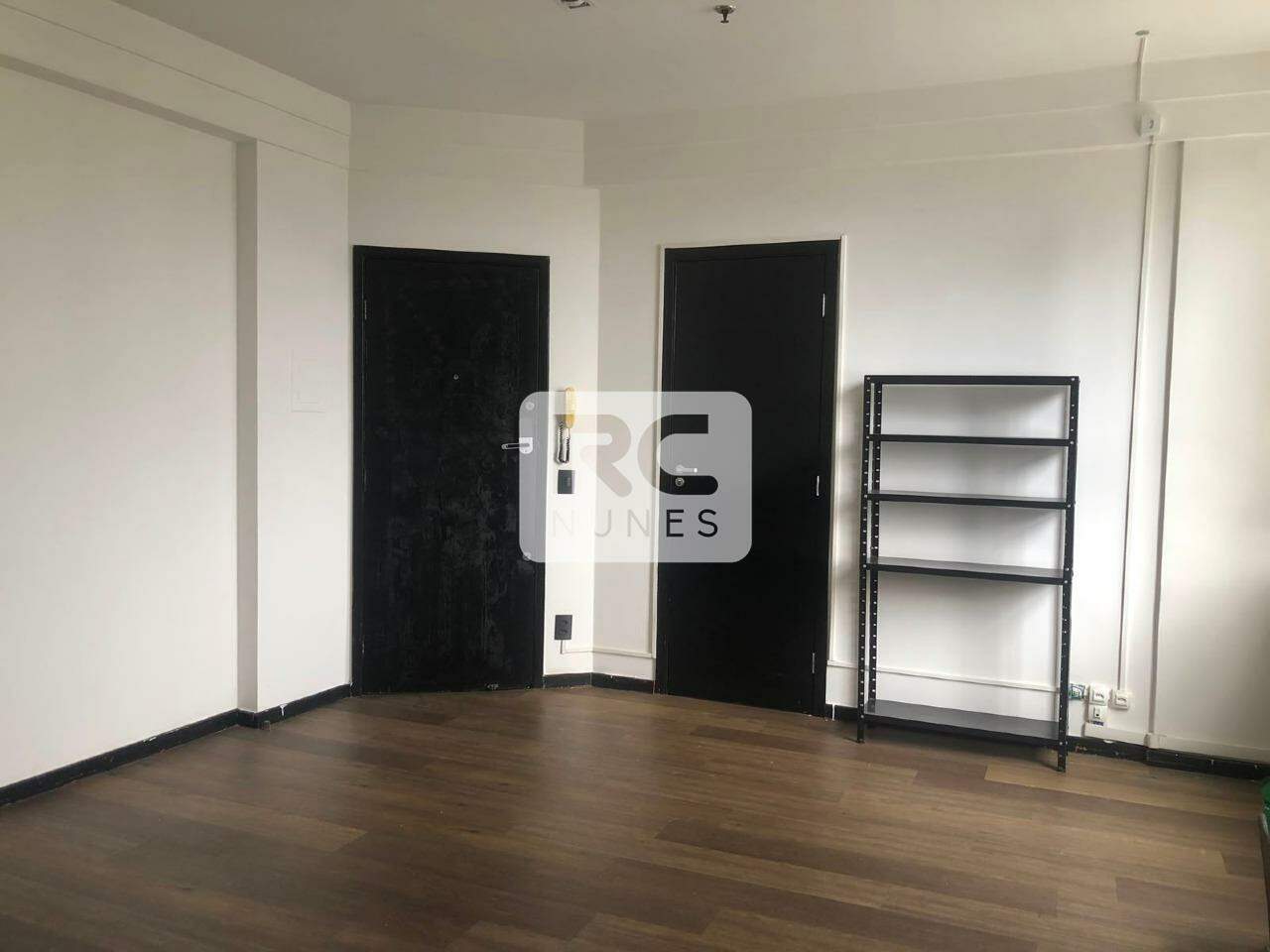 Sala para aluguel no Carmo: 