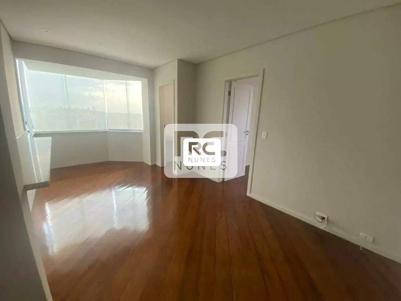 Apartamento à venda no Cruzeiro: 