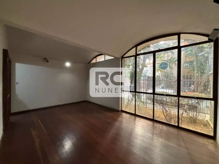 Casa para aluguel no Sion: 