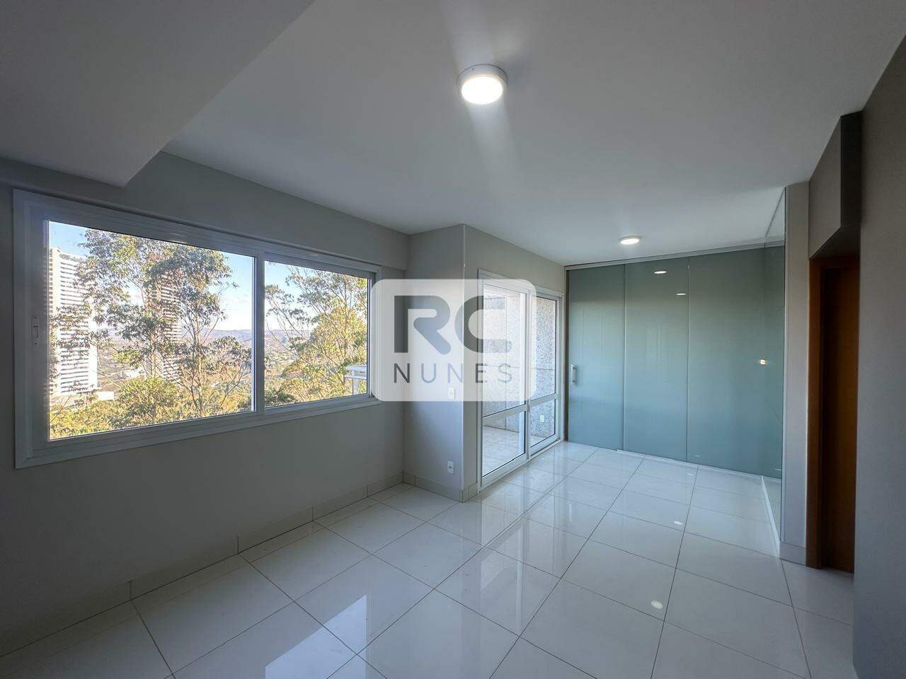 Apartamento à venda no Vila da Serra: 