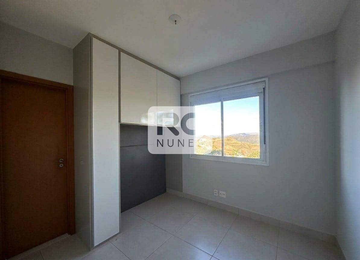 Apartamento à venda no Vila da Serra: 