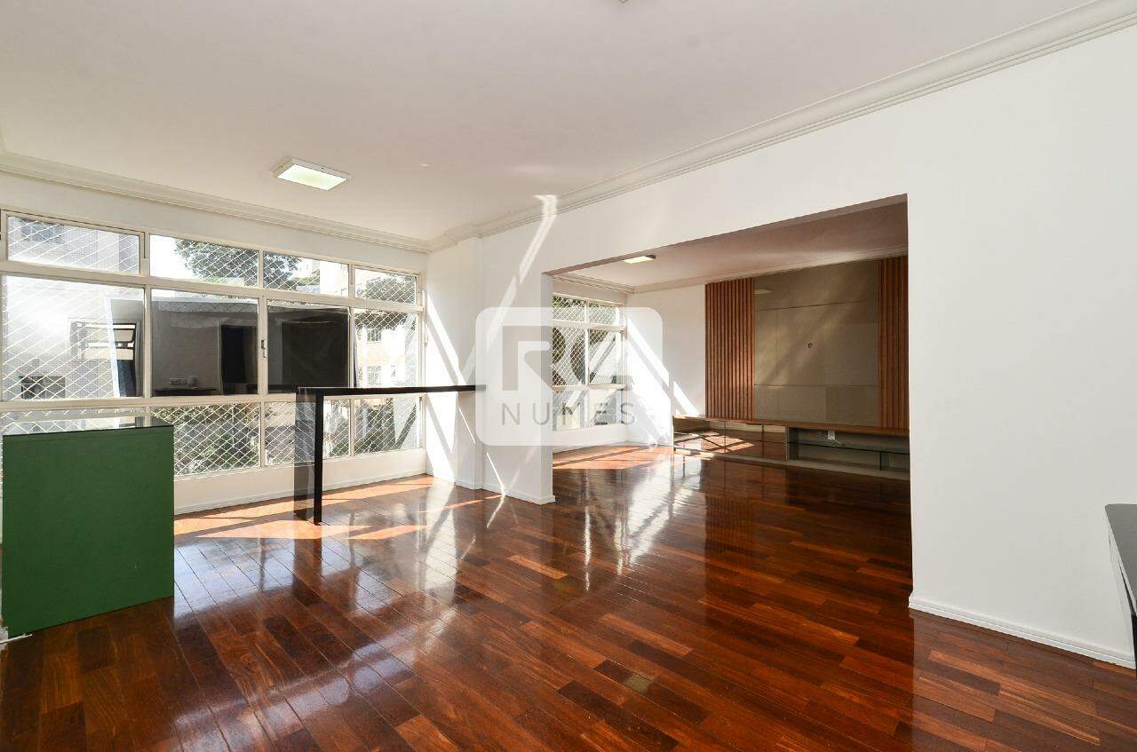 Apartamento à venda no Sion: 