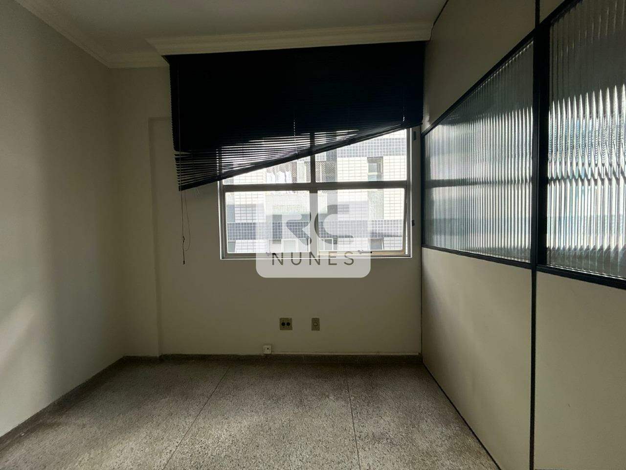 Sala para aluguel no Lourdes: 