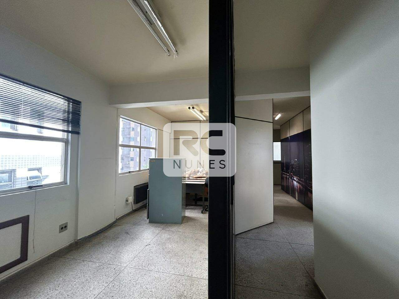 Sala para aluguel no Lourdes: 