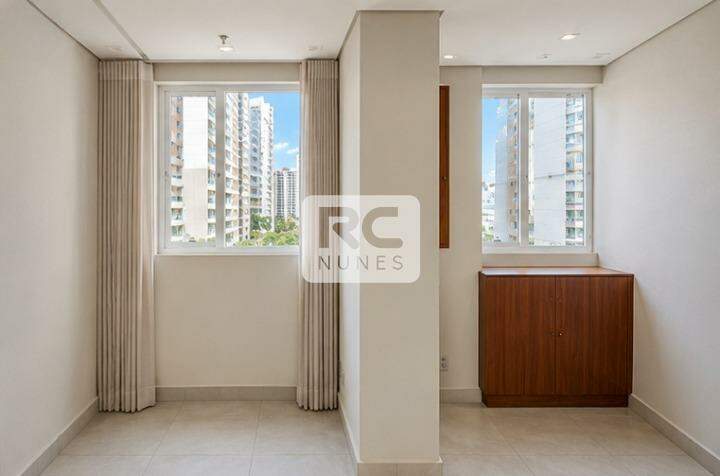 Sala para aluguel no Vila da Serra: 