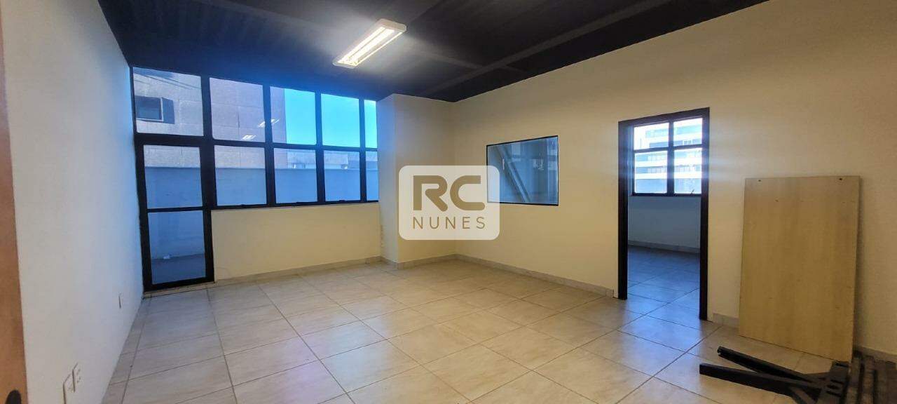 Andar corrido para aluguel no Vila da Serra: 