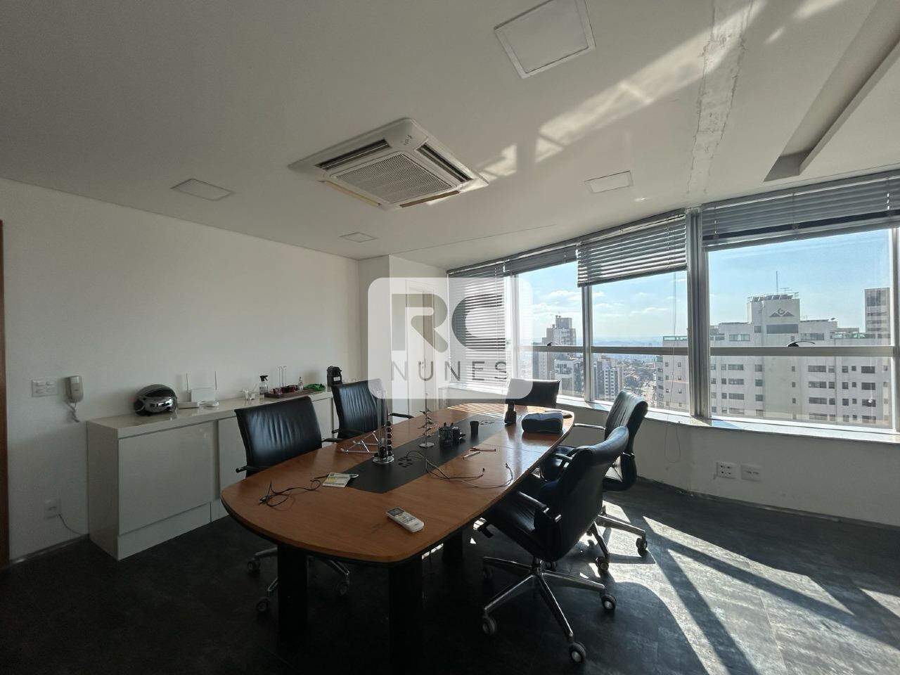 Sala para aluguel no Belvedere: 