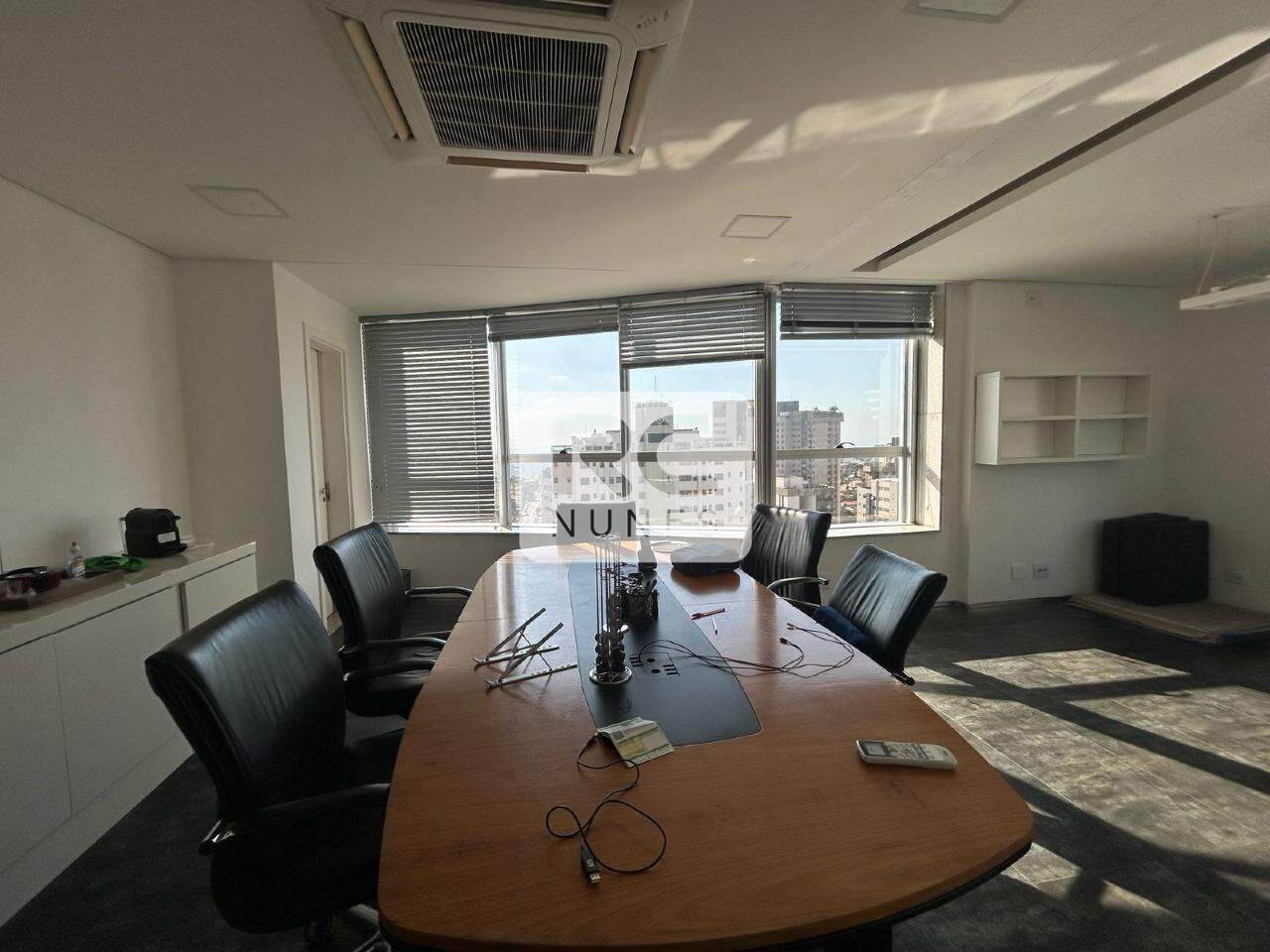 Sala para aluguel no Belvedere: 